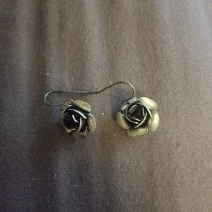 Bronze rose earring